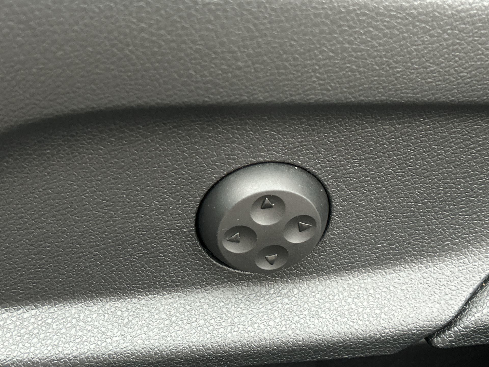 2021 Mercedes-Benz GLC