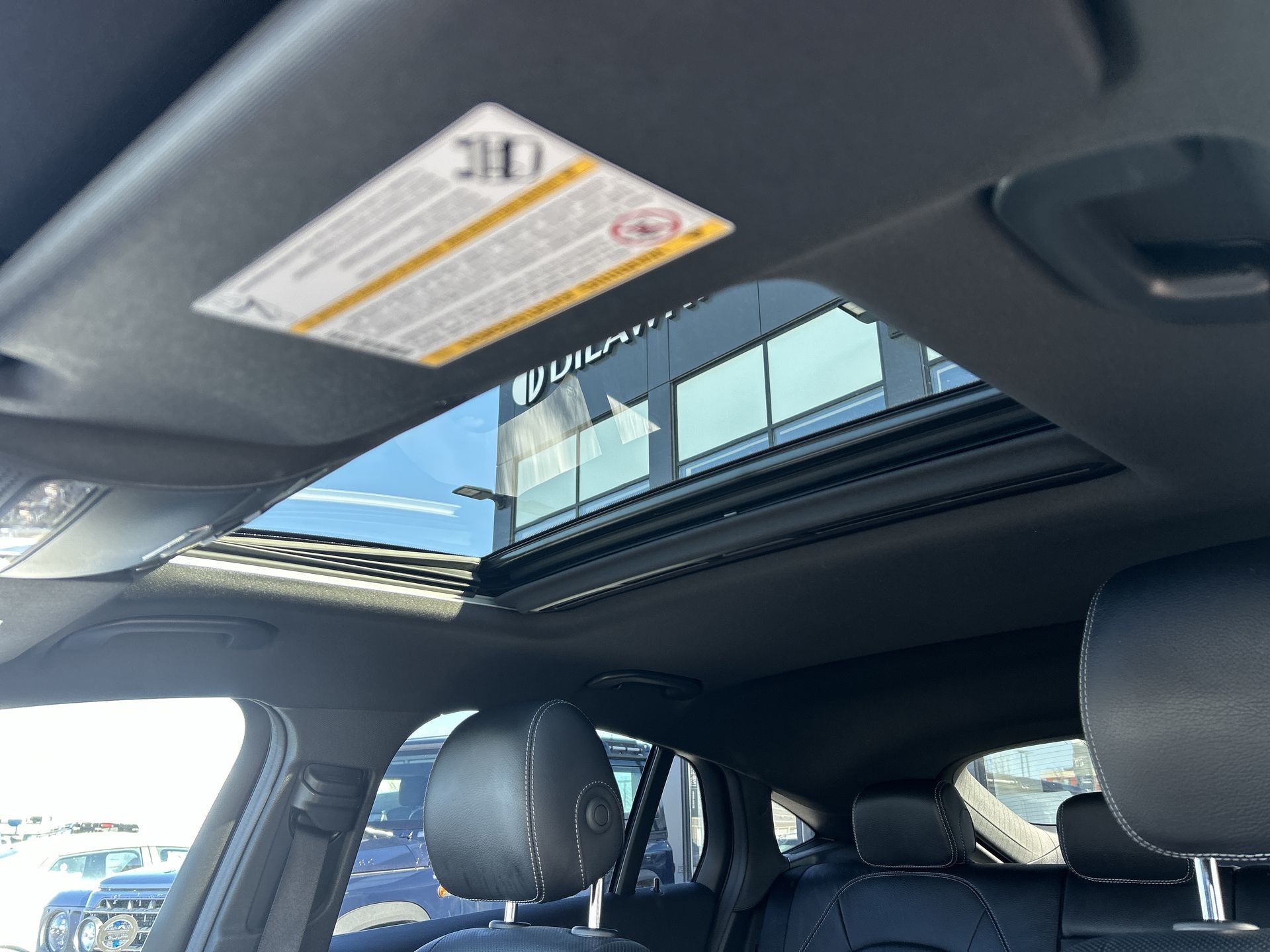 Mercedes-Benz GLC  2022 à Mississauga, Ontario