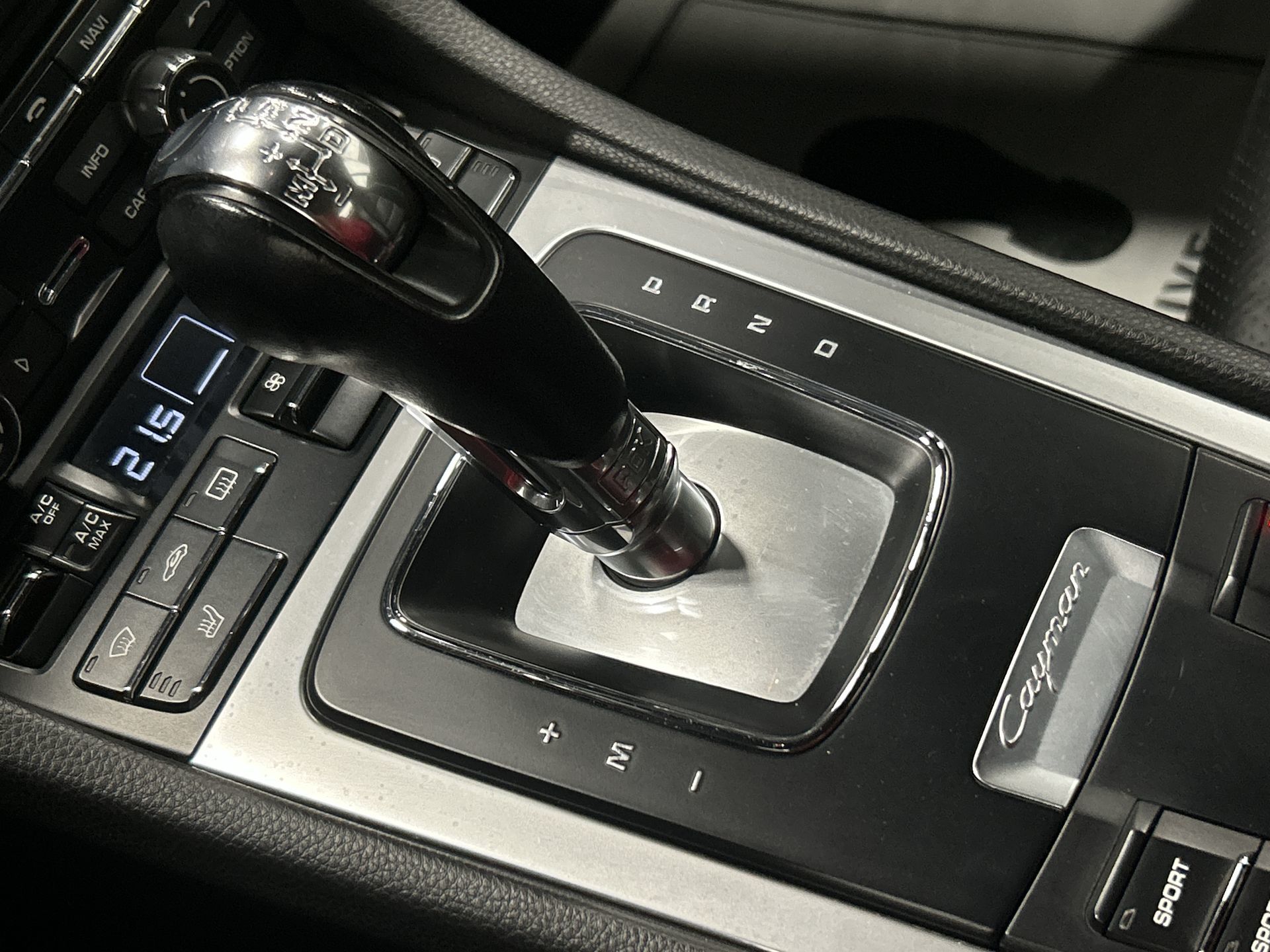 2016 Porsche Cayman in Mississauga, Ontario