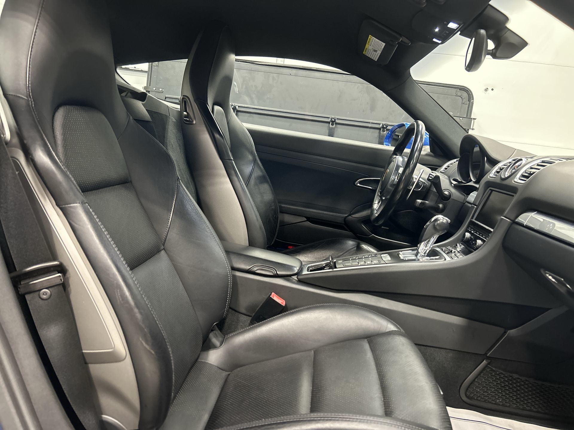 2016 Porsche Cayman in Mississauga, Ontario