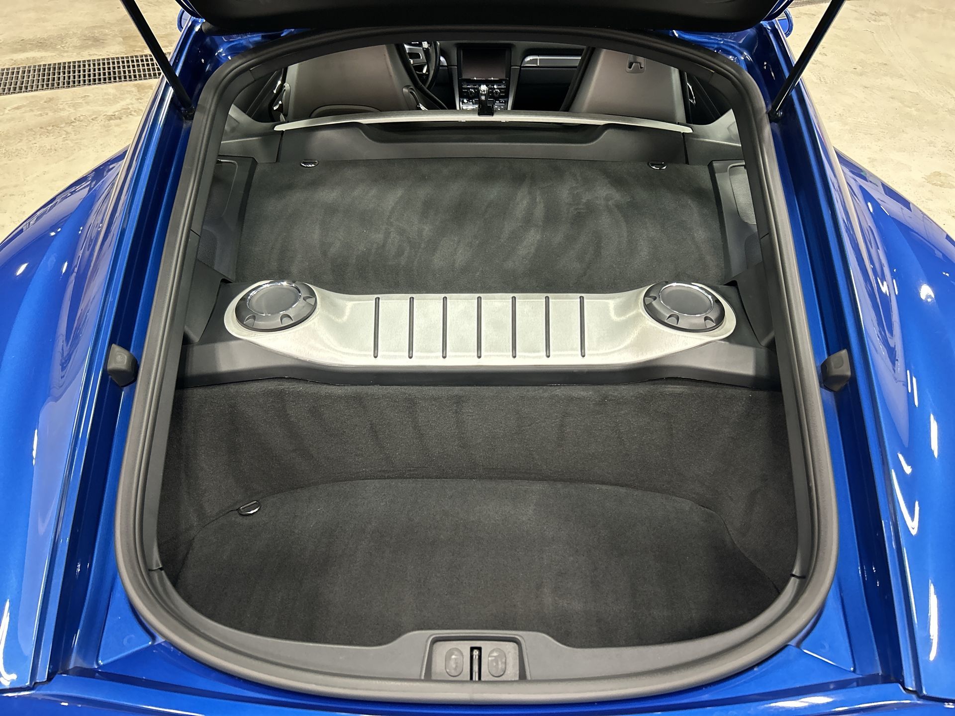 2016 Porsche Cayman in Mississauga, Ontario