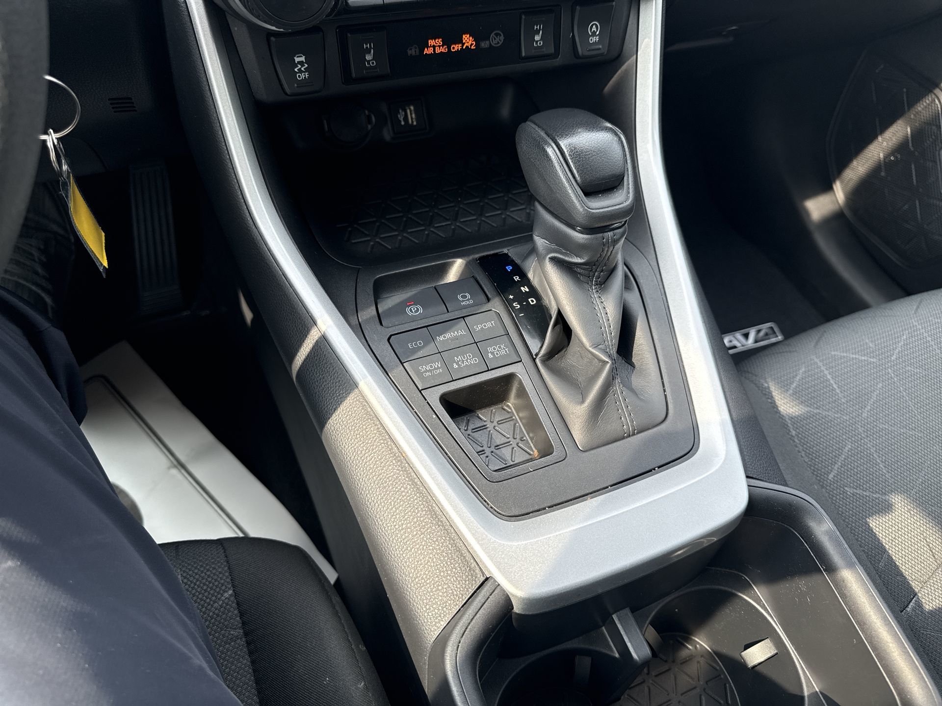 2024 Toyota RAV4 in Mississauga, Ontario