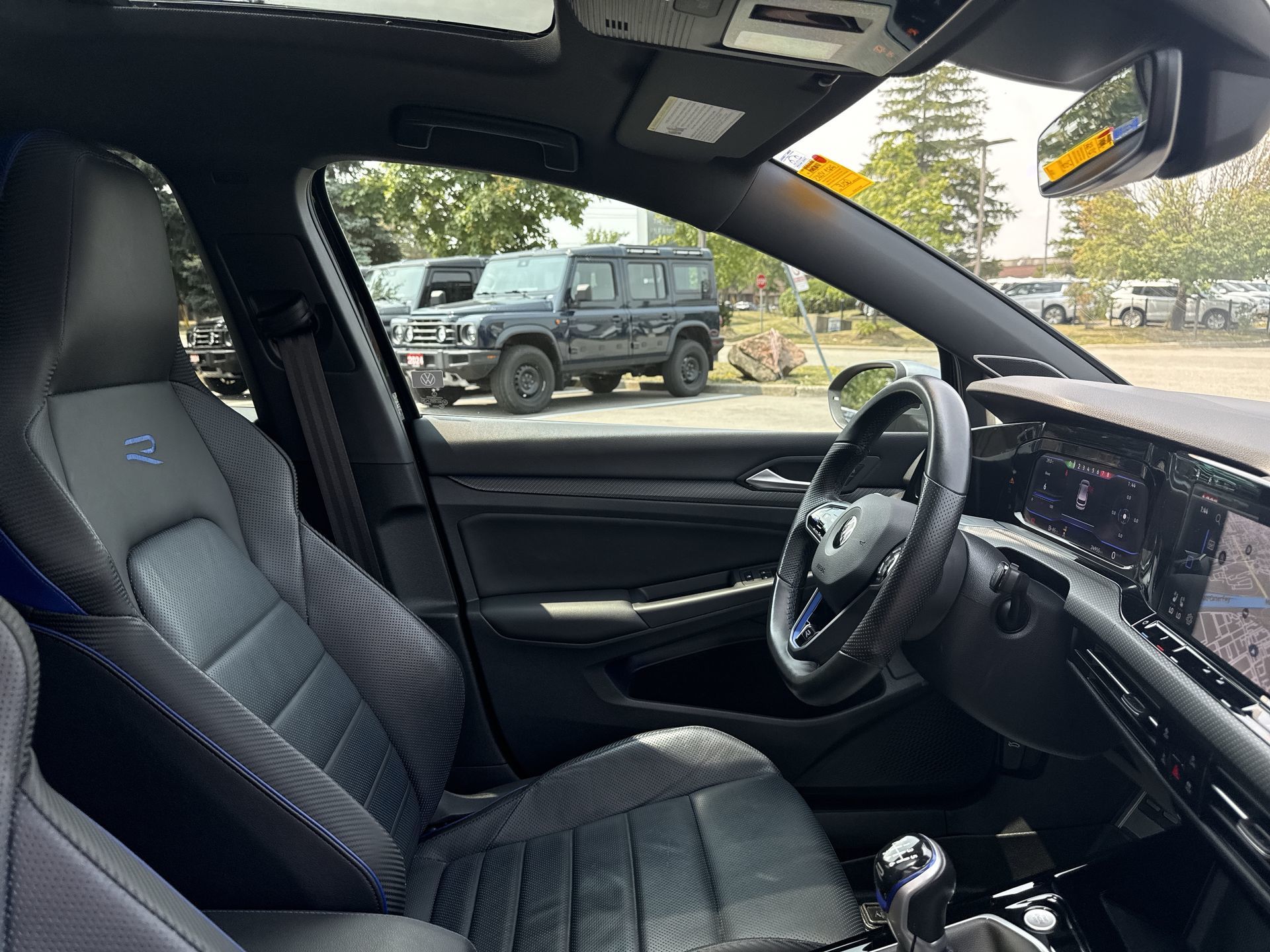 2023 Volkswagen Golf R in Mississauga, Ontario