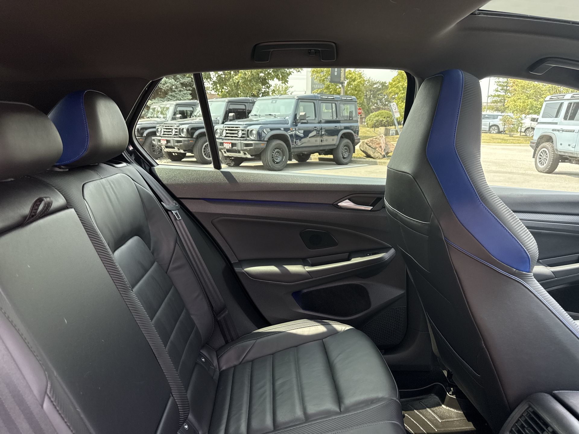 2023 Volkswagen Golf R in Mississauga, Ontario