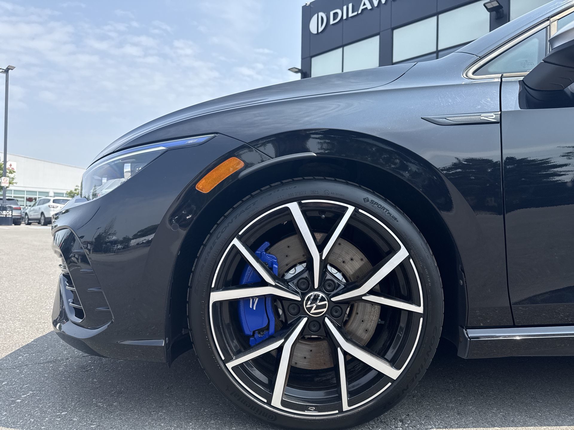 2023 Volkswagen Golf R in Mississauga, Ontario