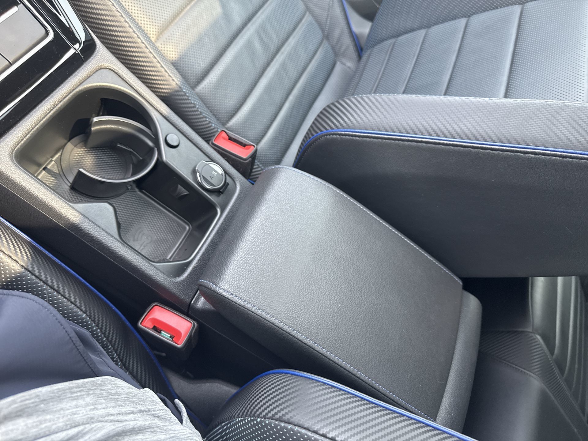 2023 Volkswagen Golf R