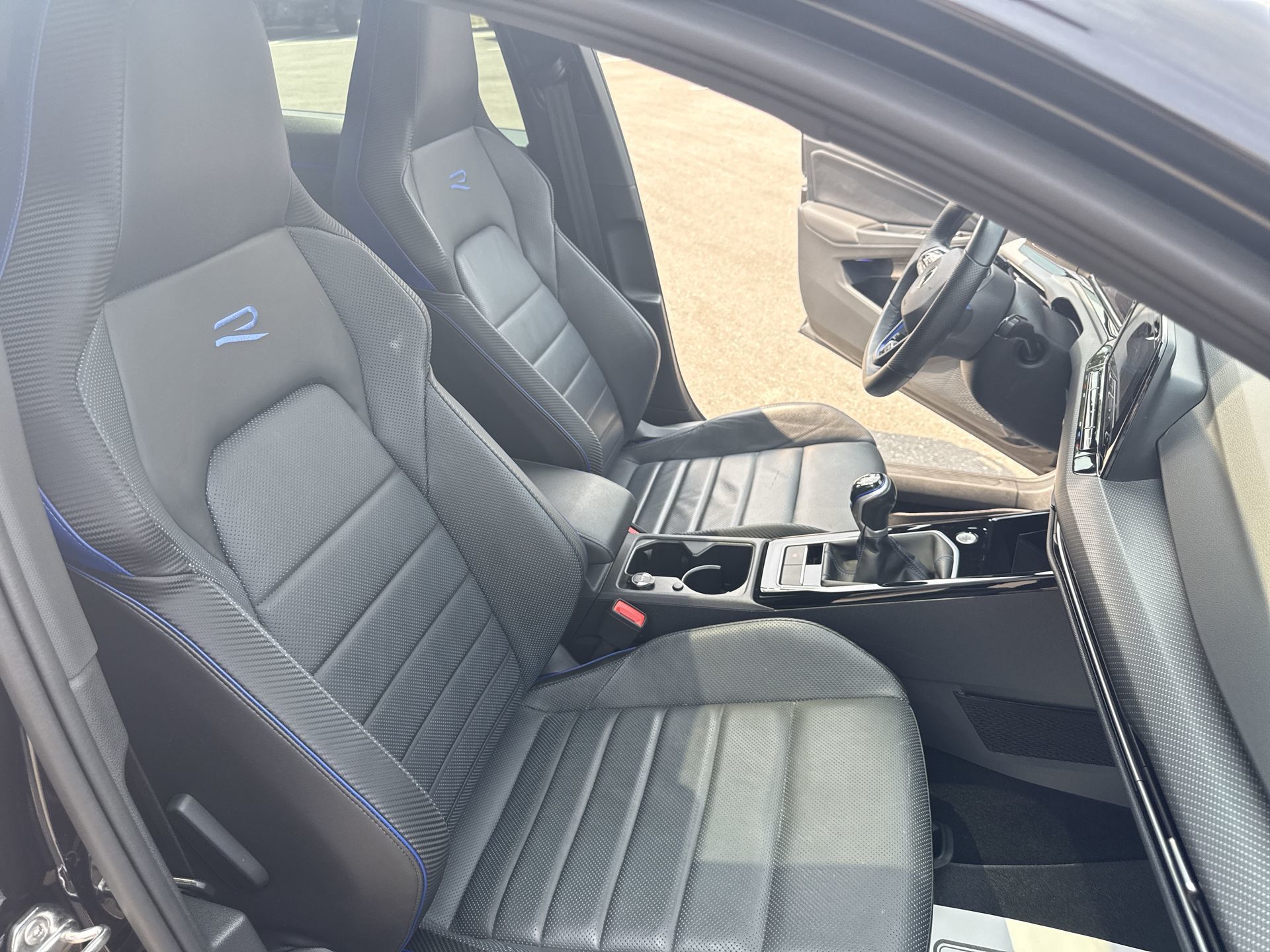 2023 Volkswagen Golf R