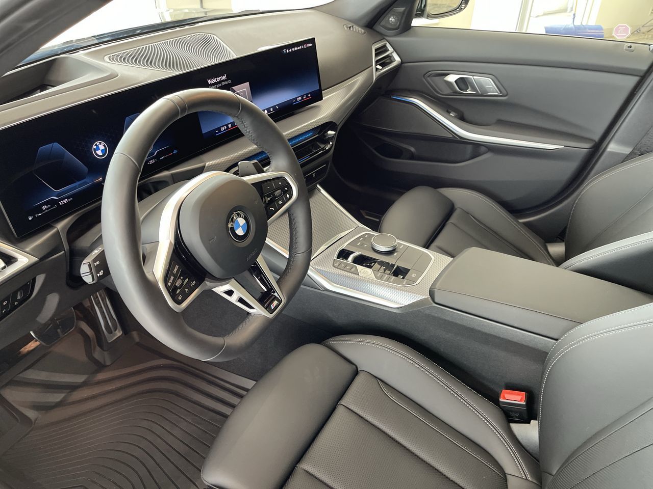 2026 BMW 330i