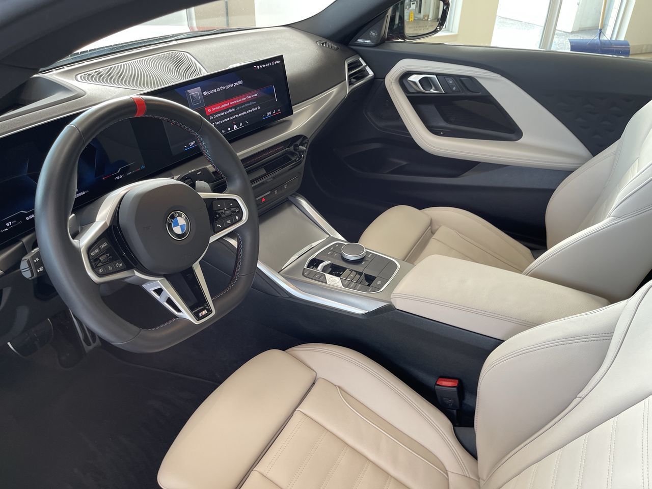 2025 BMW M240i