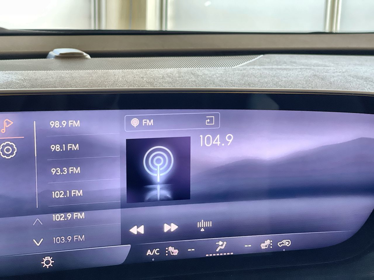 2024 Buick Envision in Regina, Saskatchewan