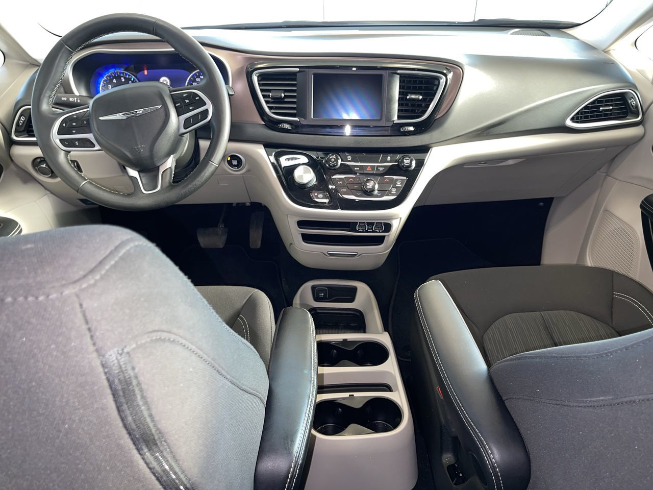 2024 Chrysler Grand Caravan