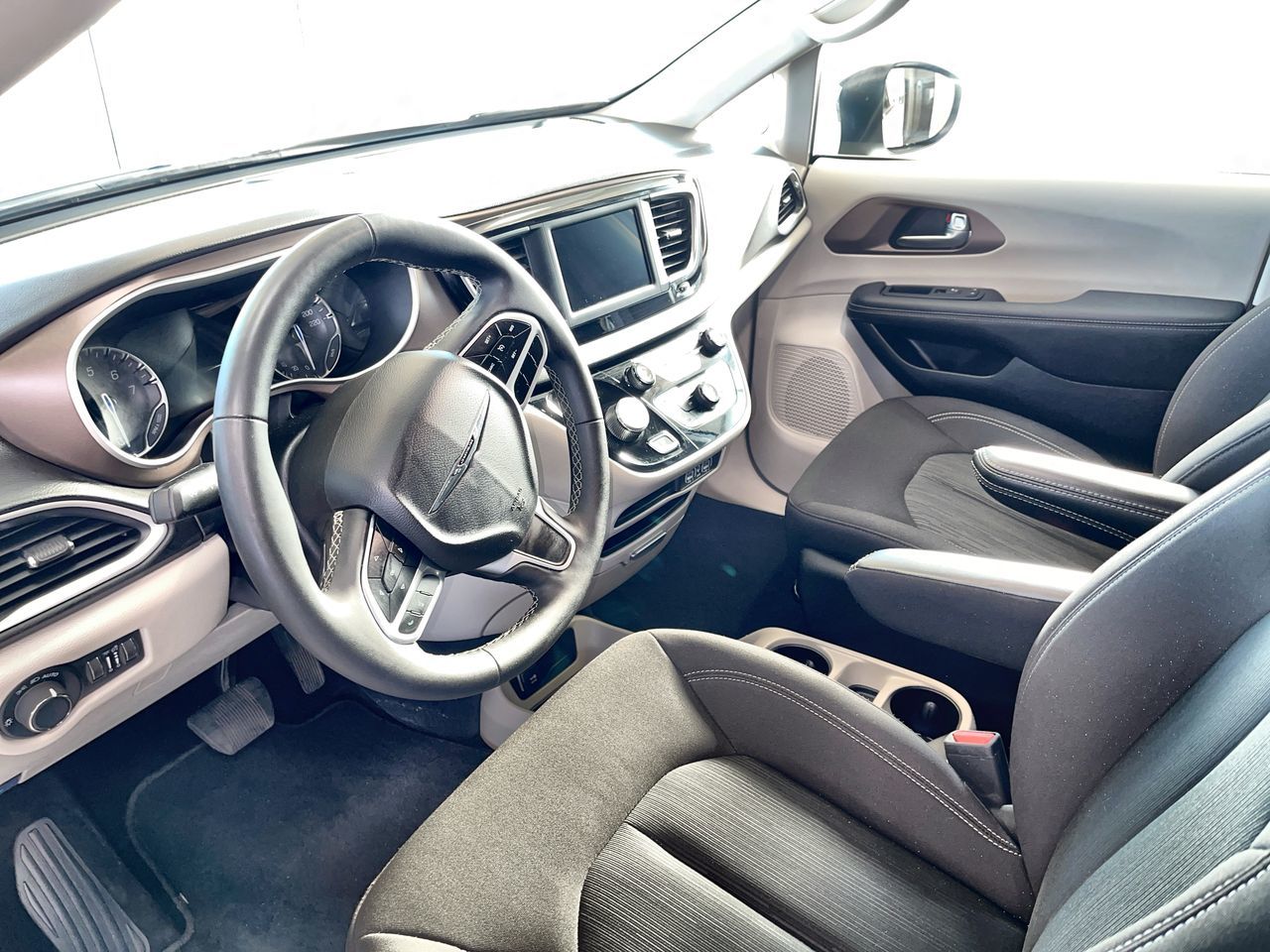 2024 Chrysler Grand Caravan