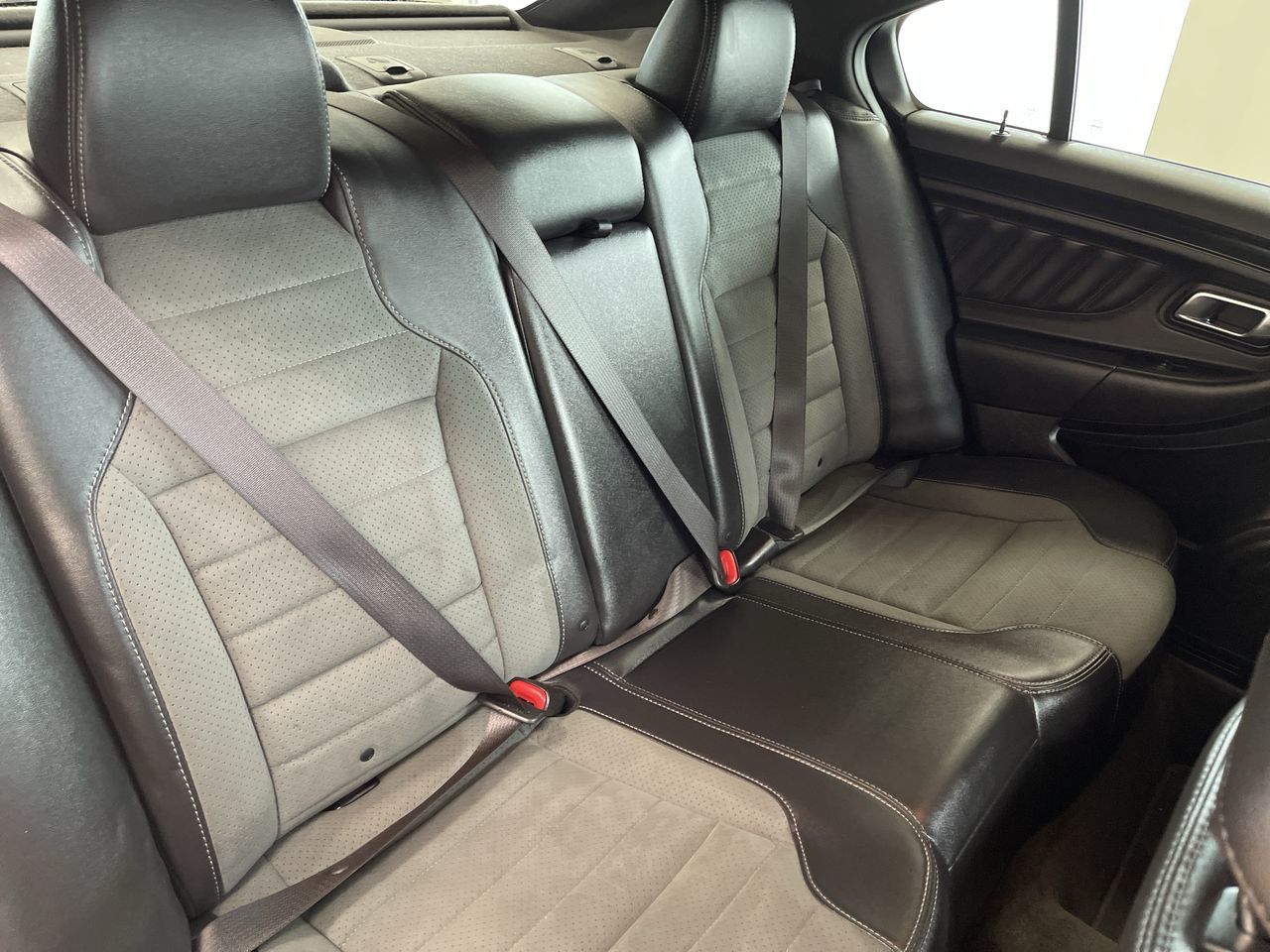 Ford Taurus  2018 à Regina, Saskatchewan