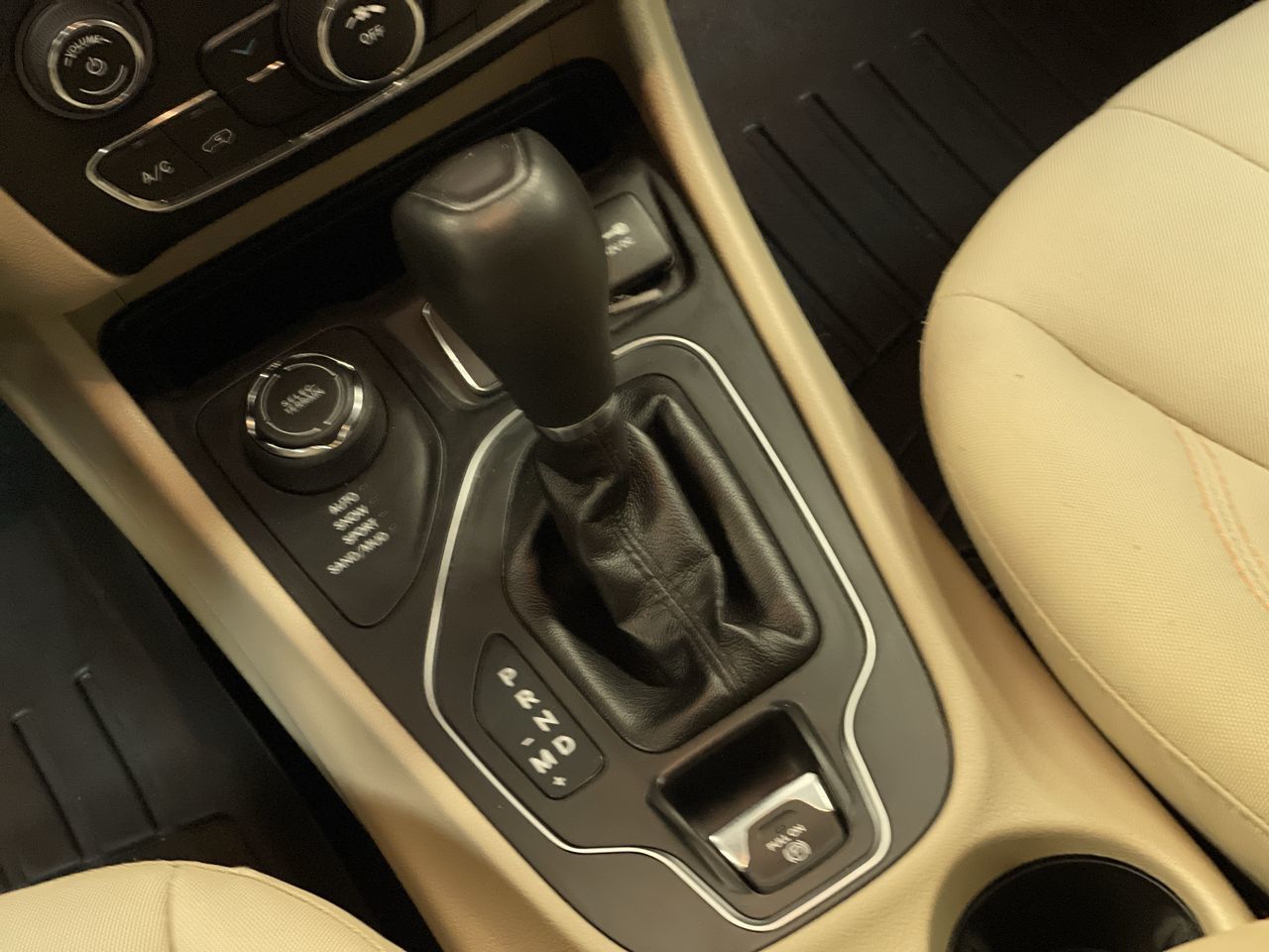 2019 Jeep Cherokee in Regina, Saskatchewan