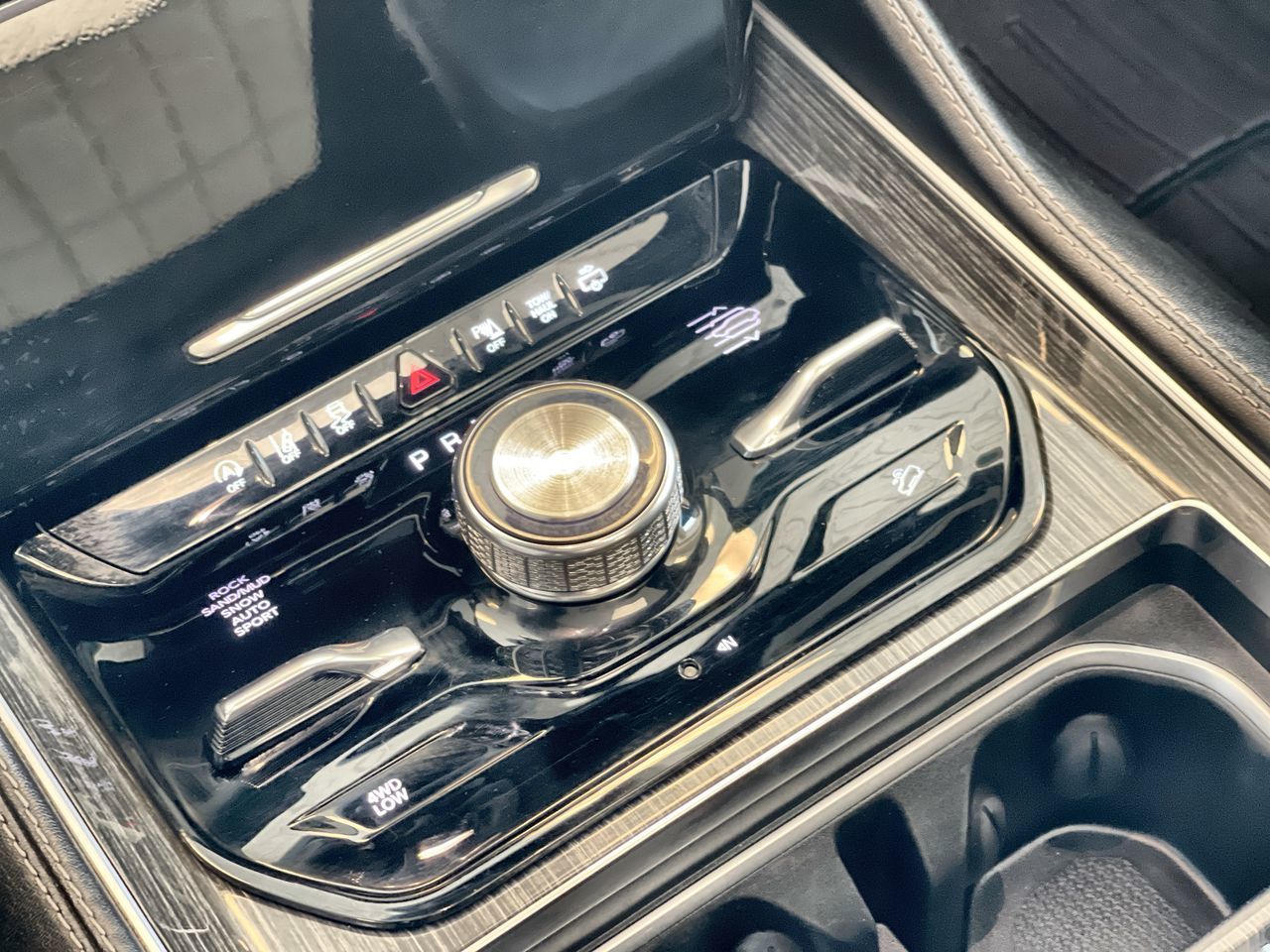 2022 Jeep WAGONEER in Regina, Saskatchewan