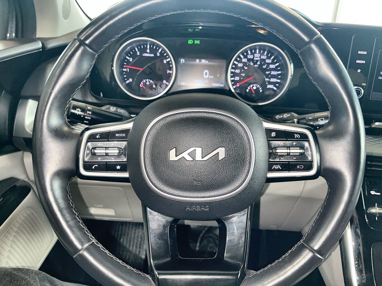 2024 Kia Carnival