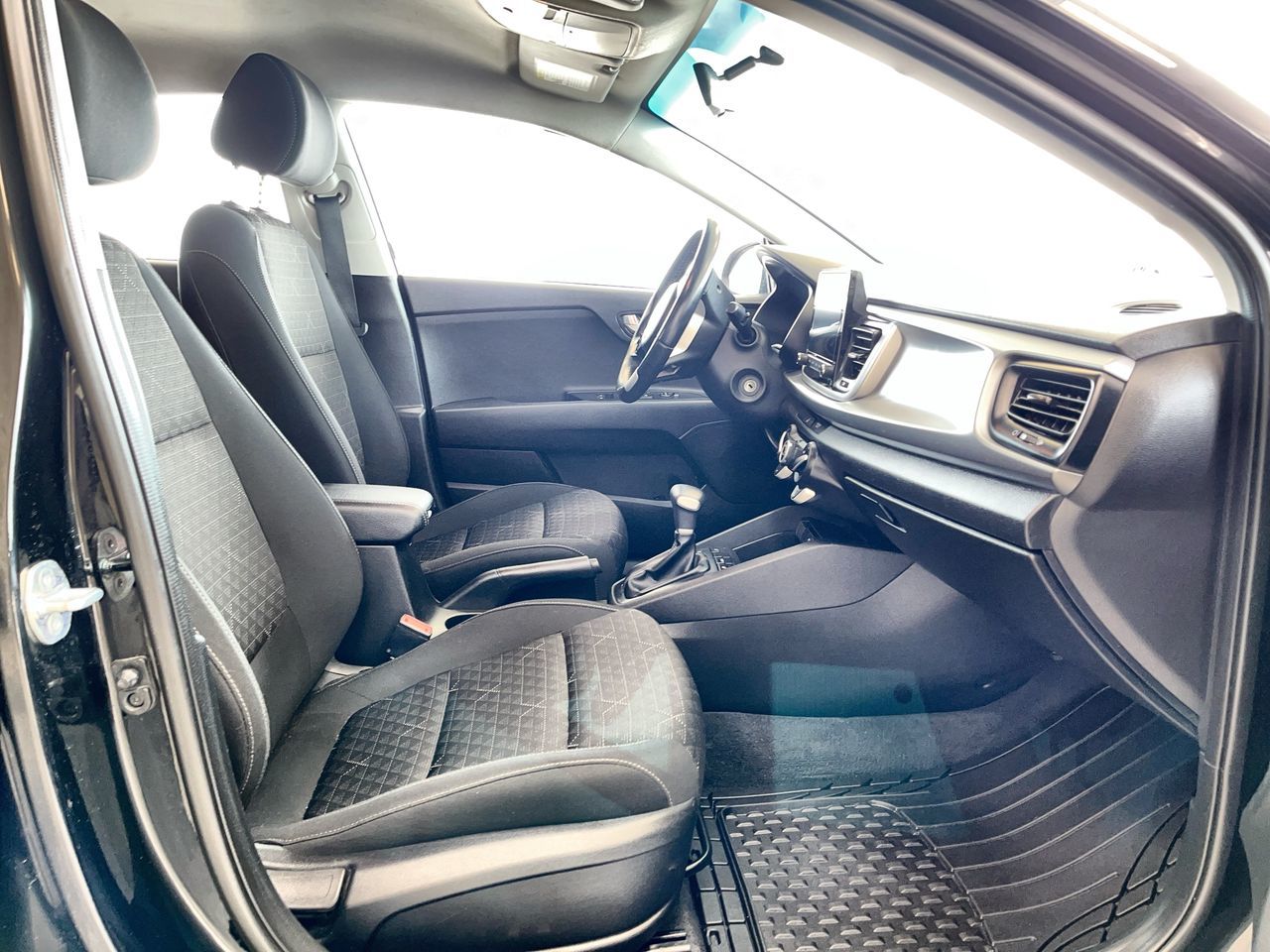 2022 Kia Rio in Regina, Saskatchewan