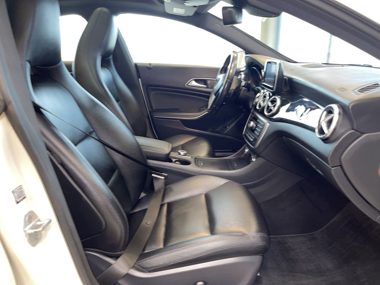 2014 Mercedes-Benz CLA250