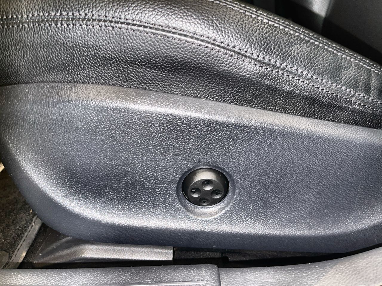 2014 Mercedes-Benz CLA250