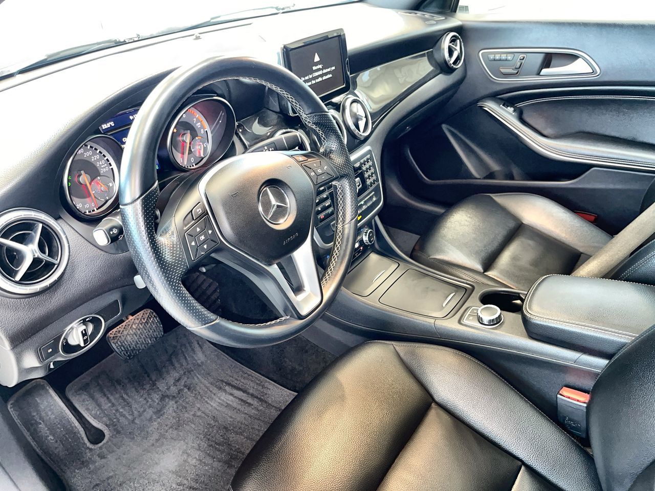 2014 Mercedes-Benz CLA250