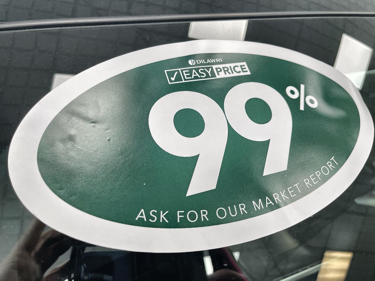 2025 Mercedes-Benz GLC300