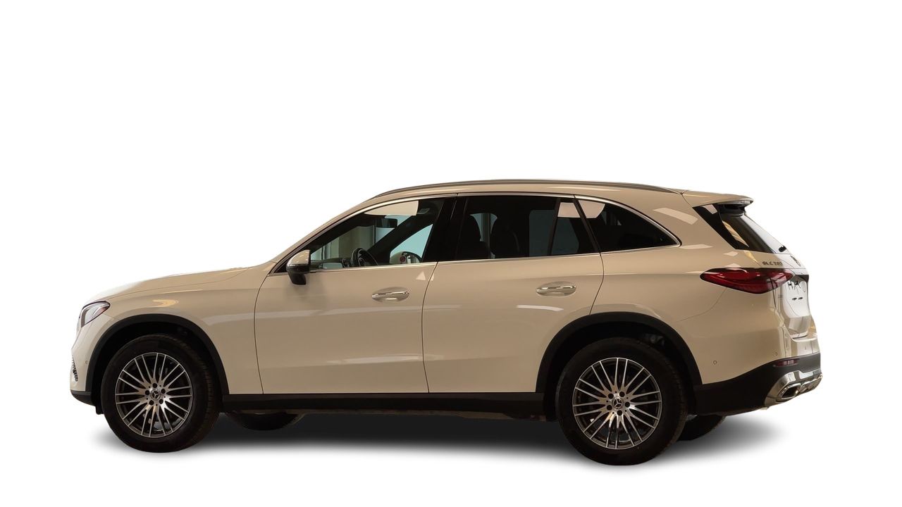 2025 Mercedes-Benz GLC300
