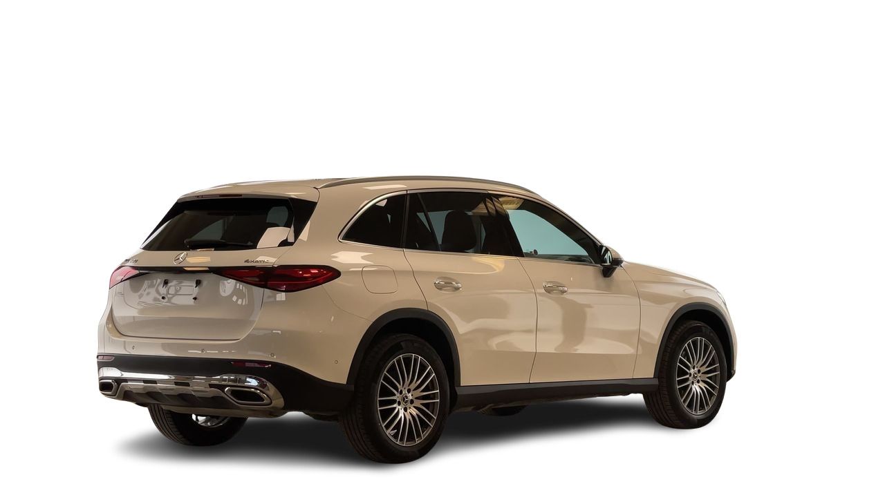 2025 Mercedes-Benz GLC300