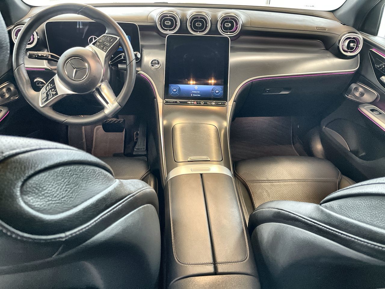 2025 Mercedes-Benz GLC300