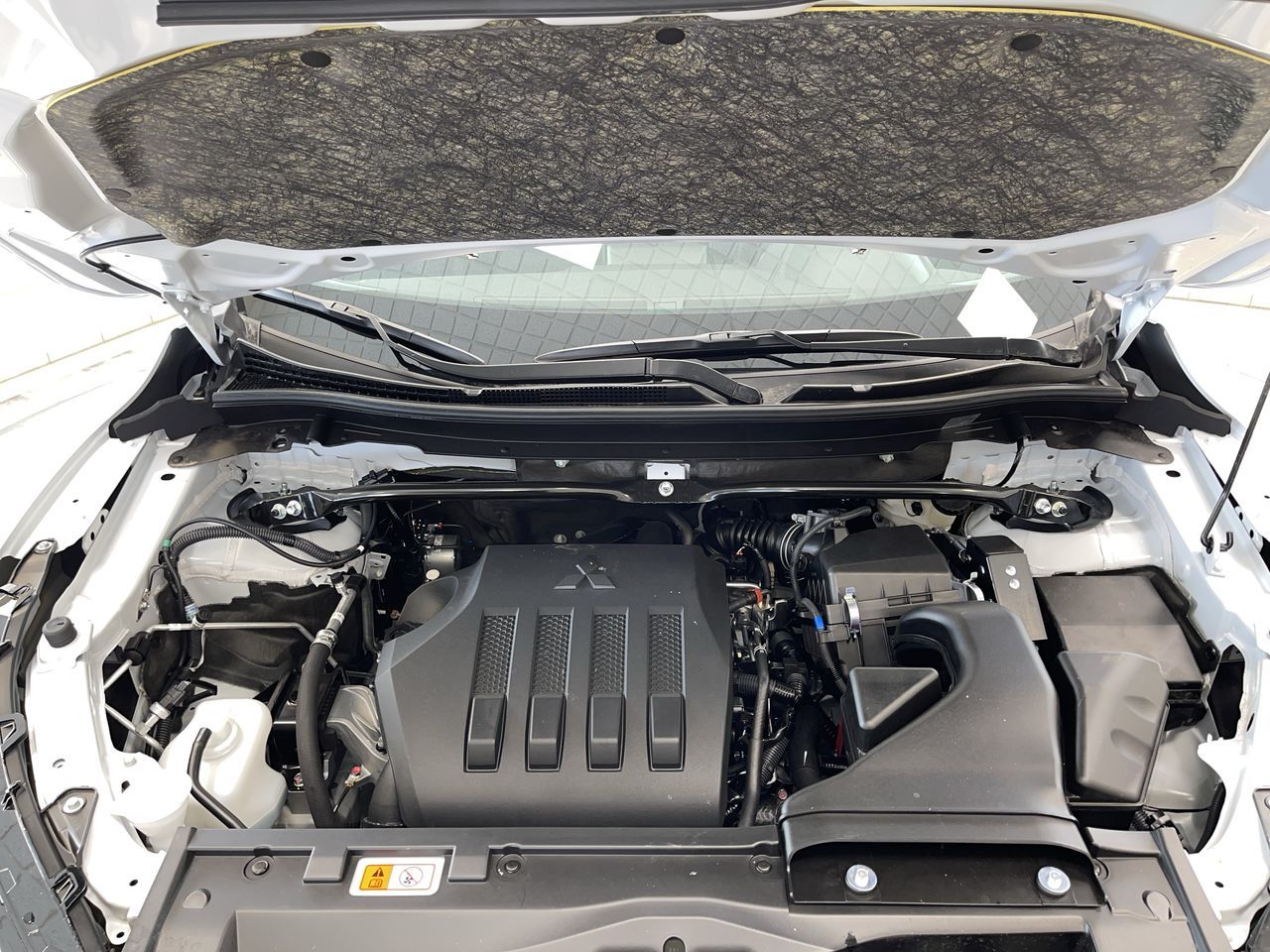 2025 Mitsubishi ECLIPSE CROSS in Regina, Saskatchewan