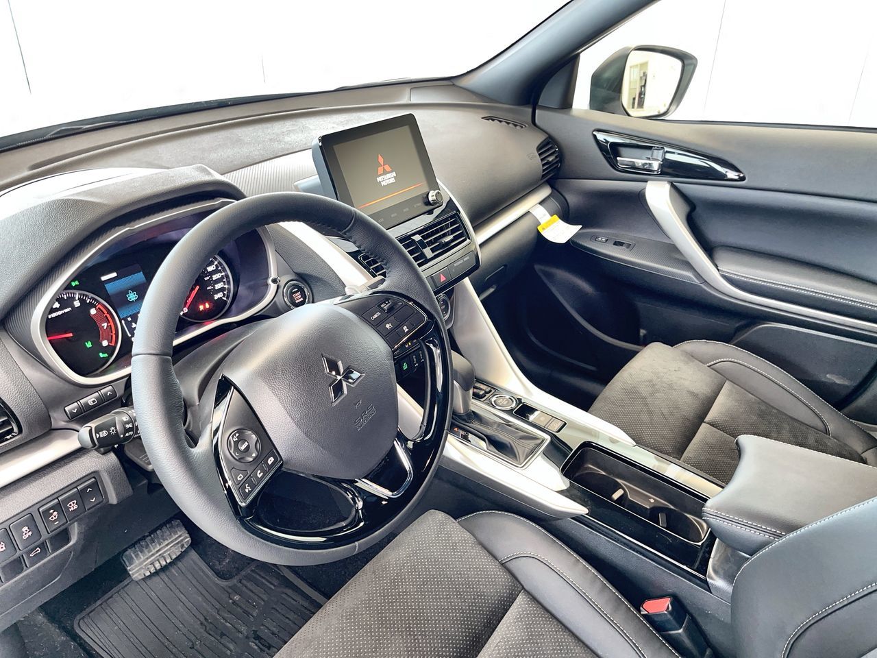 2025 Mitsubishi ECLIPSE CROSS in Regina, Saskatchewan