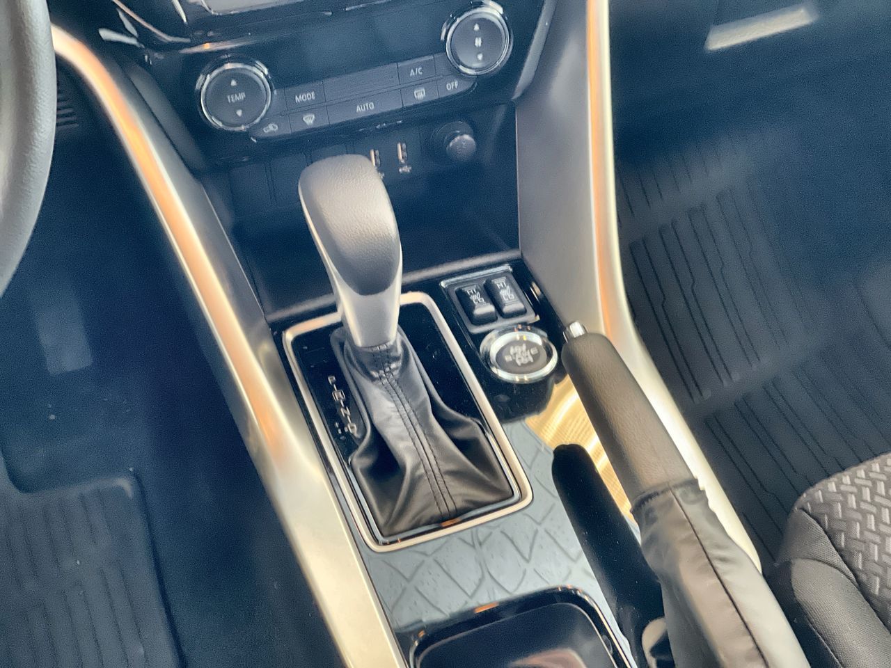 2025 Mitsubishi ECLIPSE CROSS in Regina, Saskatchewan