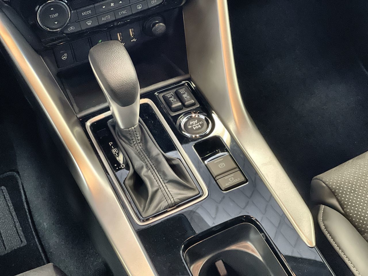 2025 Mitsubishi ECLIPSE CROSS in Regina, Saskatchewan