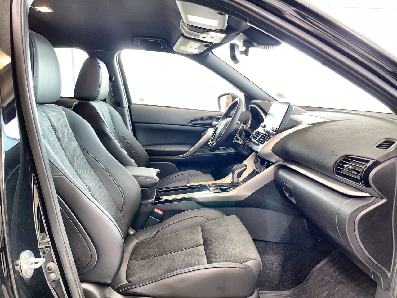 2025 Mitsubishi ECLIPSE CROSS in Regina, Saskatchewan