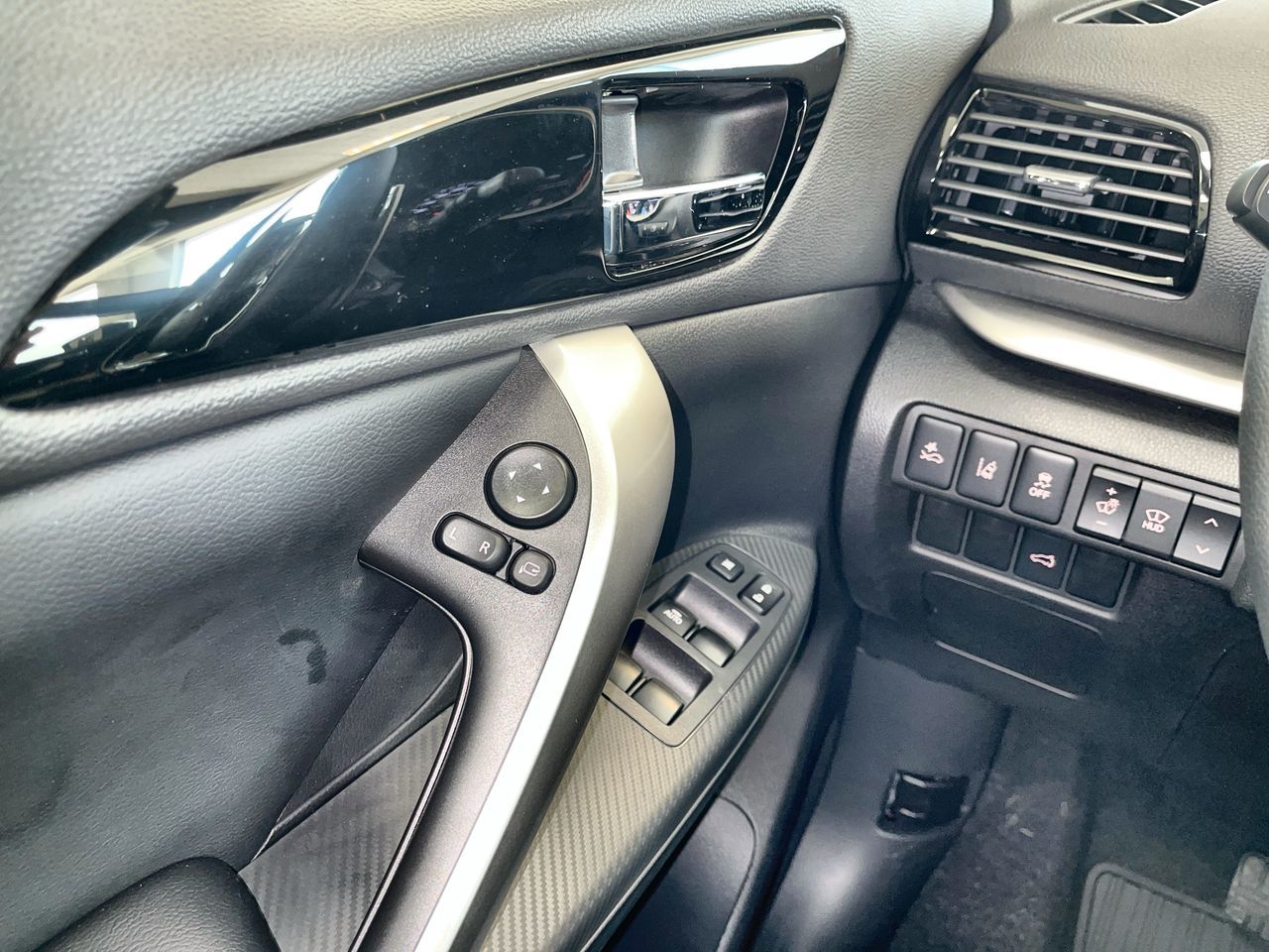 2025 Mitsubishi ECLIPSE CROSS in Regina, Saskatchewan