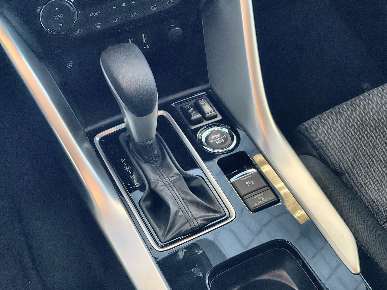 2025 Mitsubishi ECLIPSE CROSS in Regina, Saskatchewan