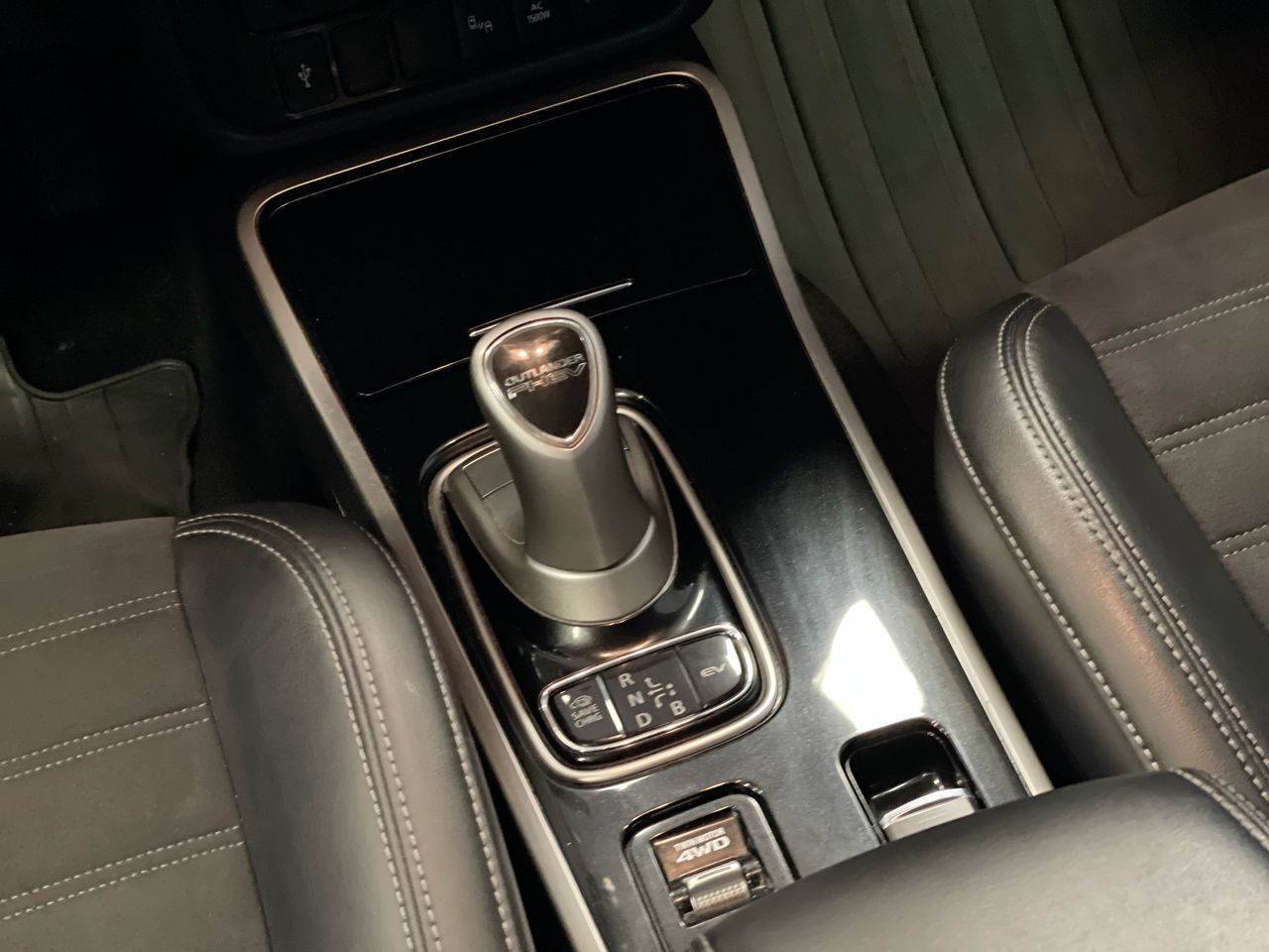 2022 Mitsubishi Outlander PHEV in Regina, Saskatchewan