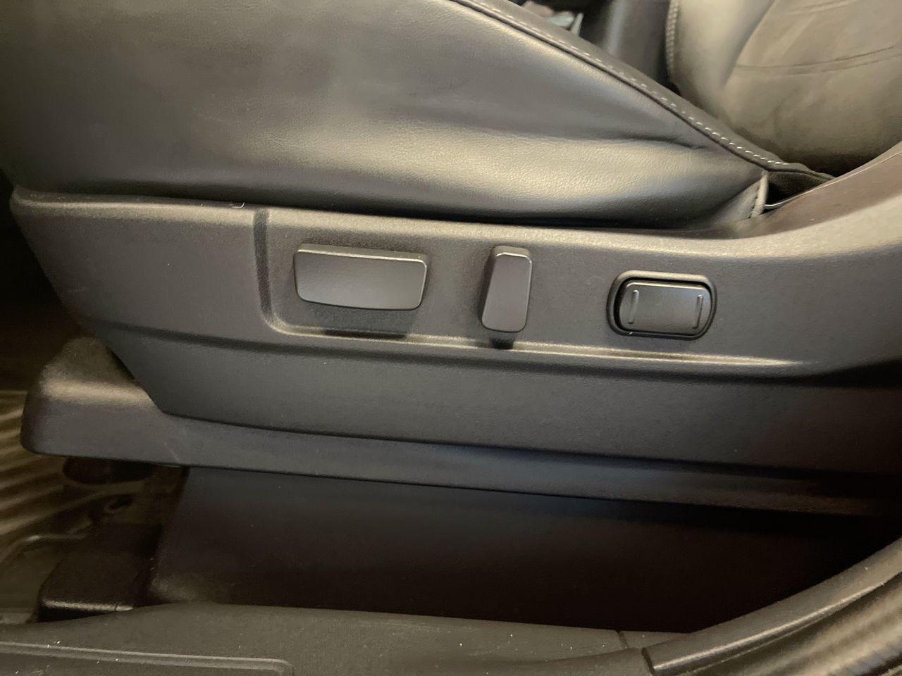 2022 Mitsubishi Outlander PHEV in Regina, Saskatchewan