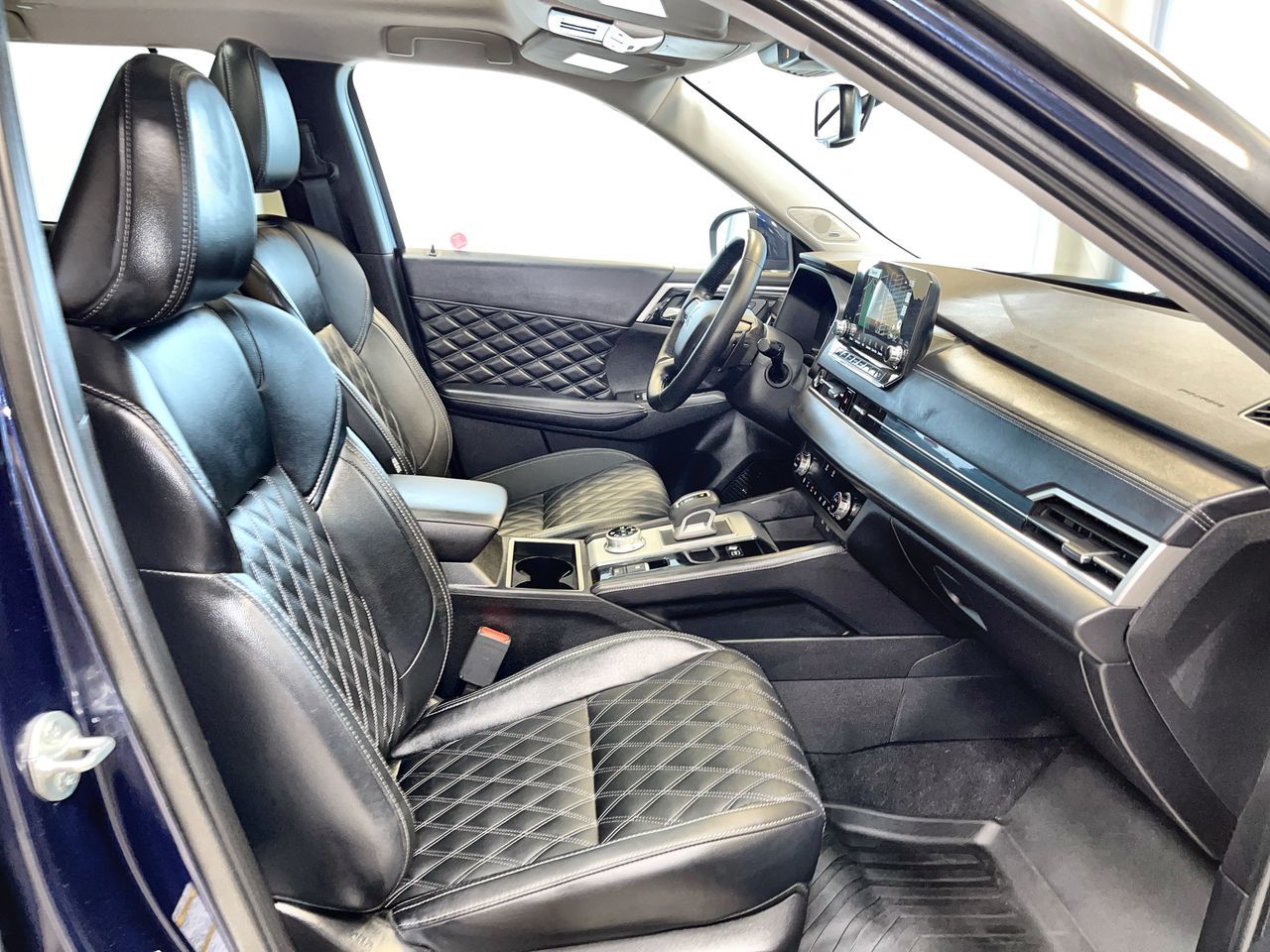 2024 Mitsubishi OUTLANDER PHEV