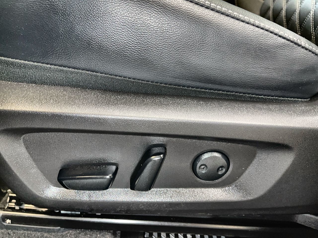 2024 Mitsubishi OUTLANDER PHEV