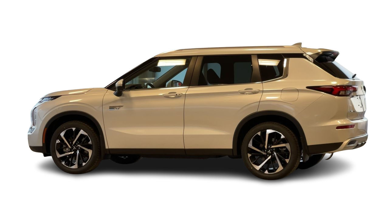 2025 Mitsubishi OUTLANDER PHEV in Regina, Saskatchewan