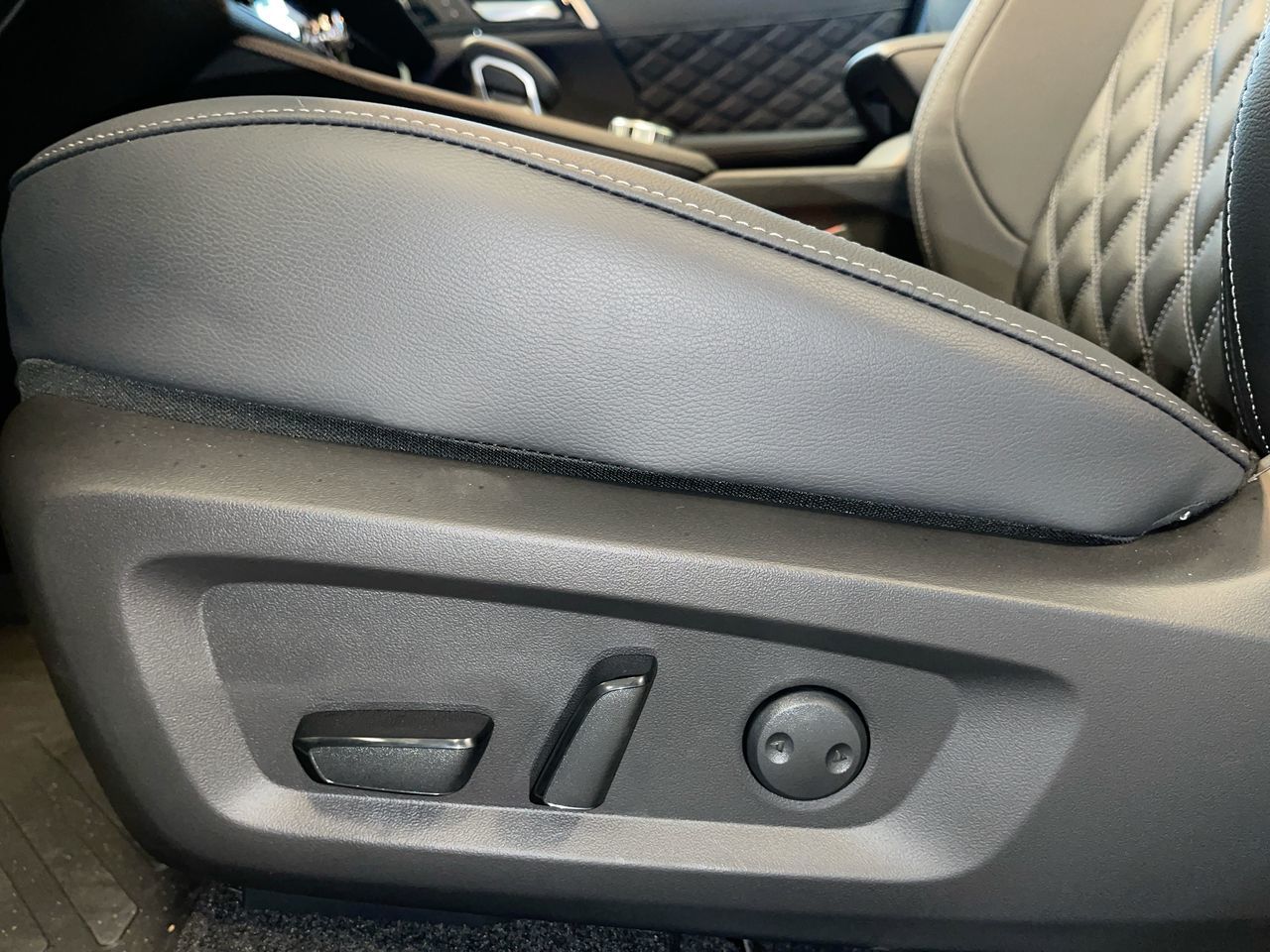2025 Mitsubishi OUTLANDER PHEV in Regina, Saskatchewan