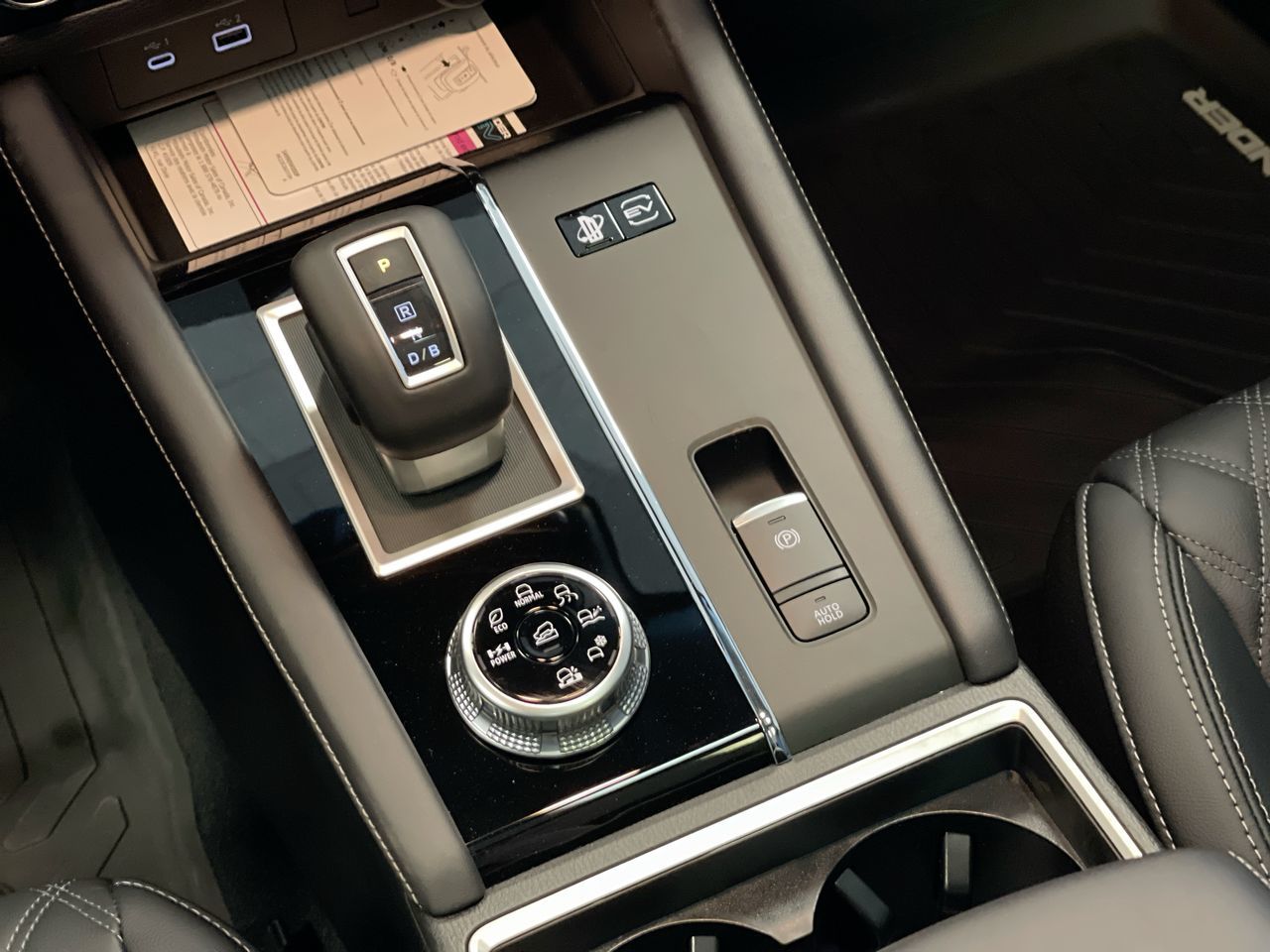 2025 Mitsubishi OUTLANDER PHEV in Regina, Saskatchewan