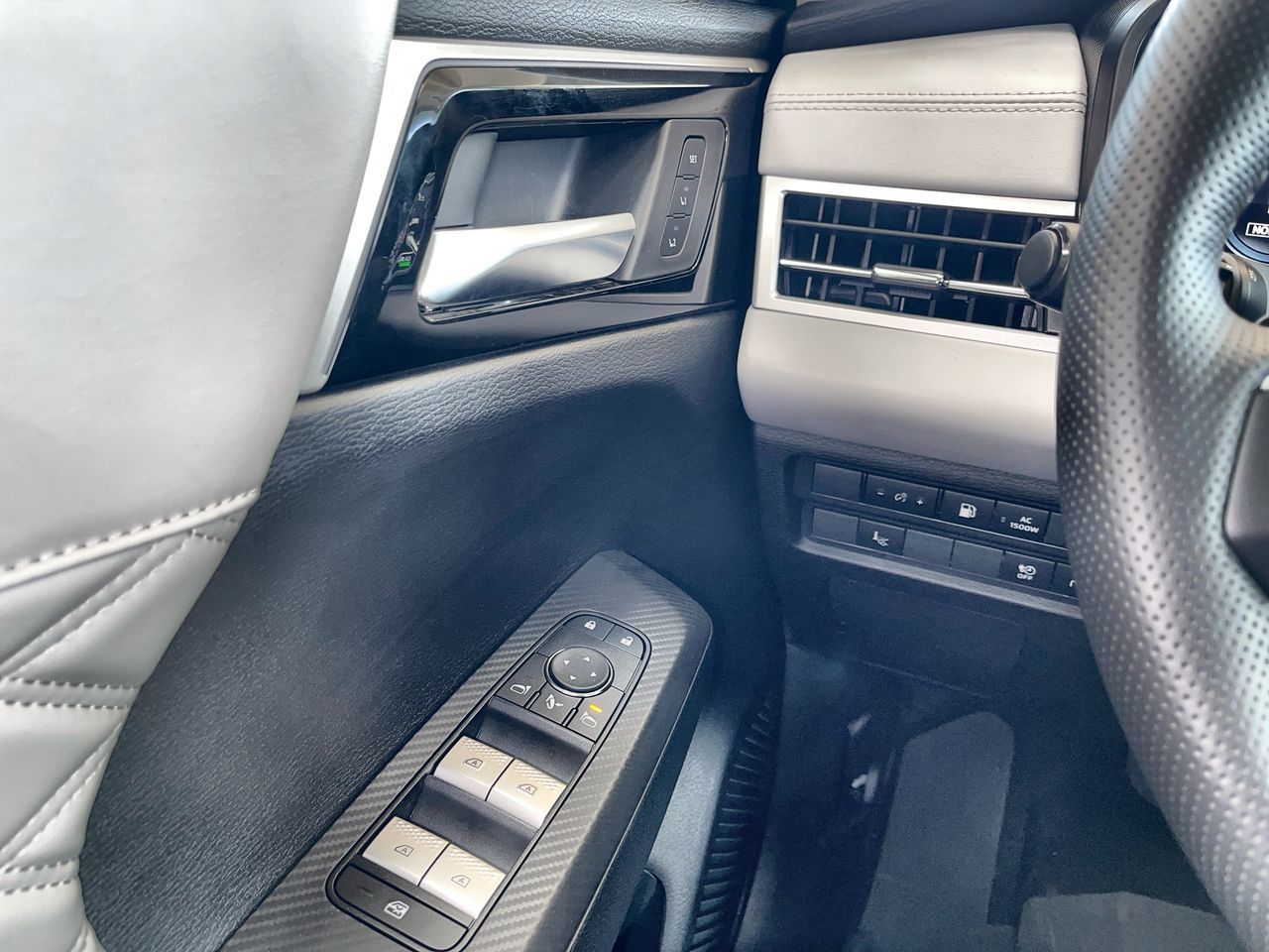 2025 Mitsubishi OUTLANDER PHEV in Regina, Saskatchewan