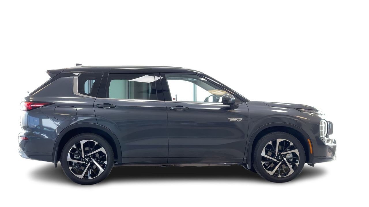2025 Mitsubishi OUTLANDER PHEV in Regina, Saskatchewan