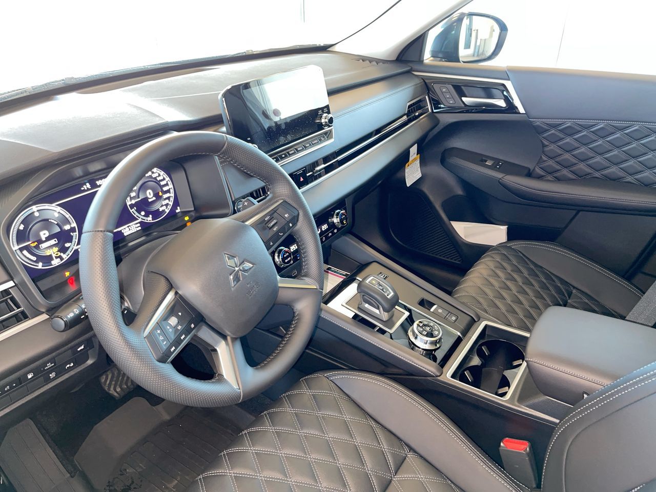2025 Mitsubishi OUTLANDER PHEV in Regina, Saskatchewan