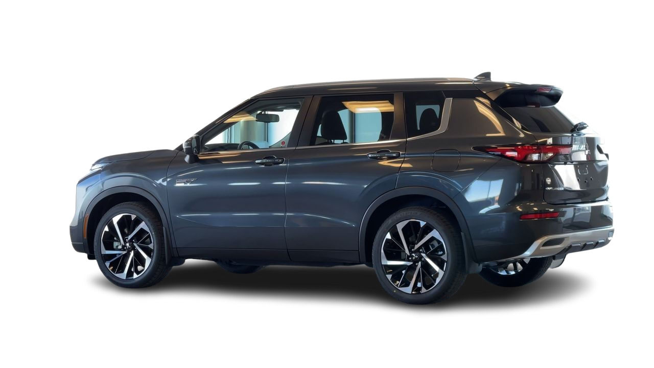 2025 Mitsubishi OUTLANDER PHEV in Regina, Saskatchewan