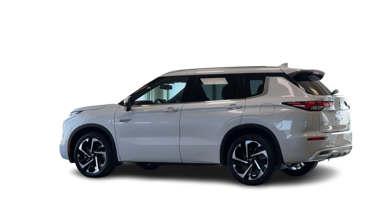 2025 Mitsubishi OUTLANDER PHEV in Regina, Saskatchewan