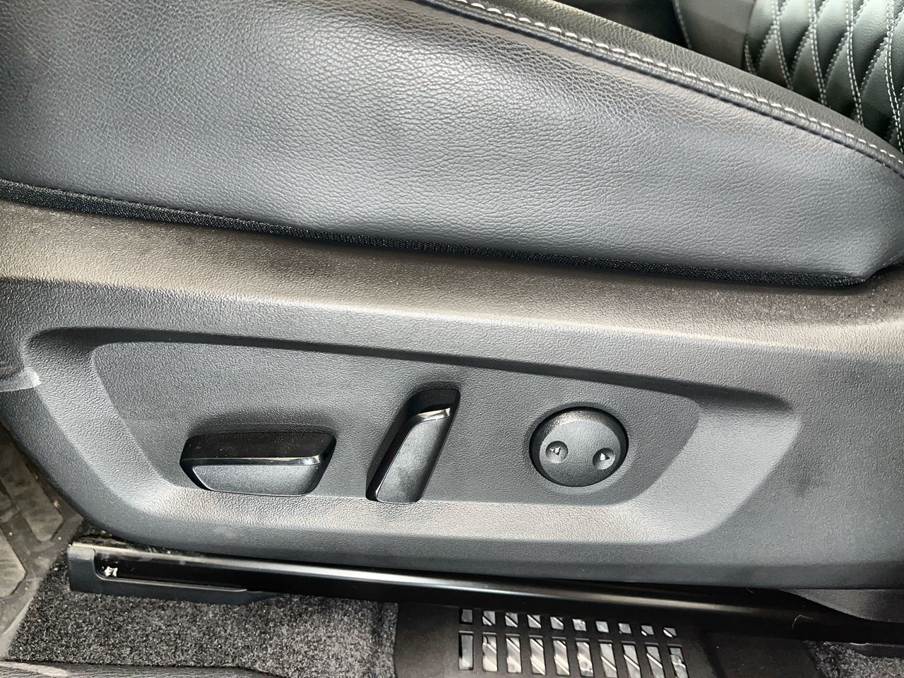 2025 Mitsubishi OUTLANDER PHEV in Regina, Saskatchewan