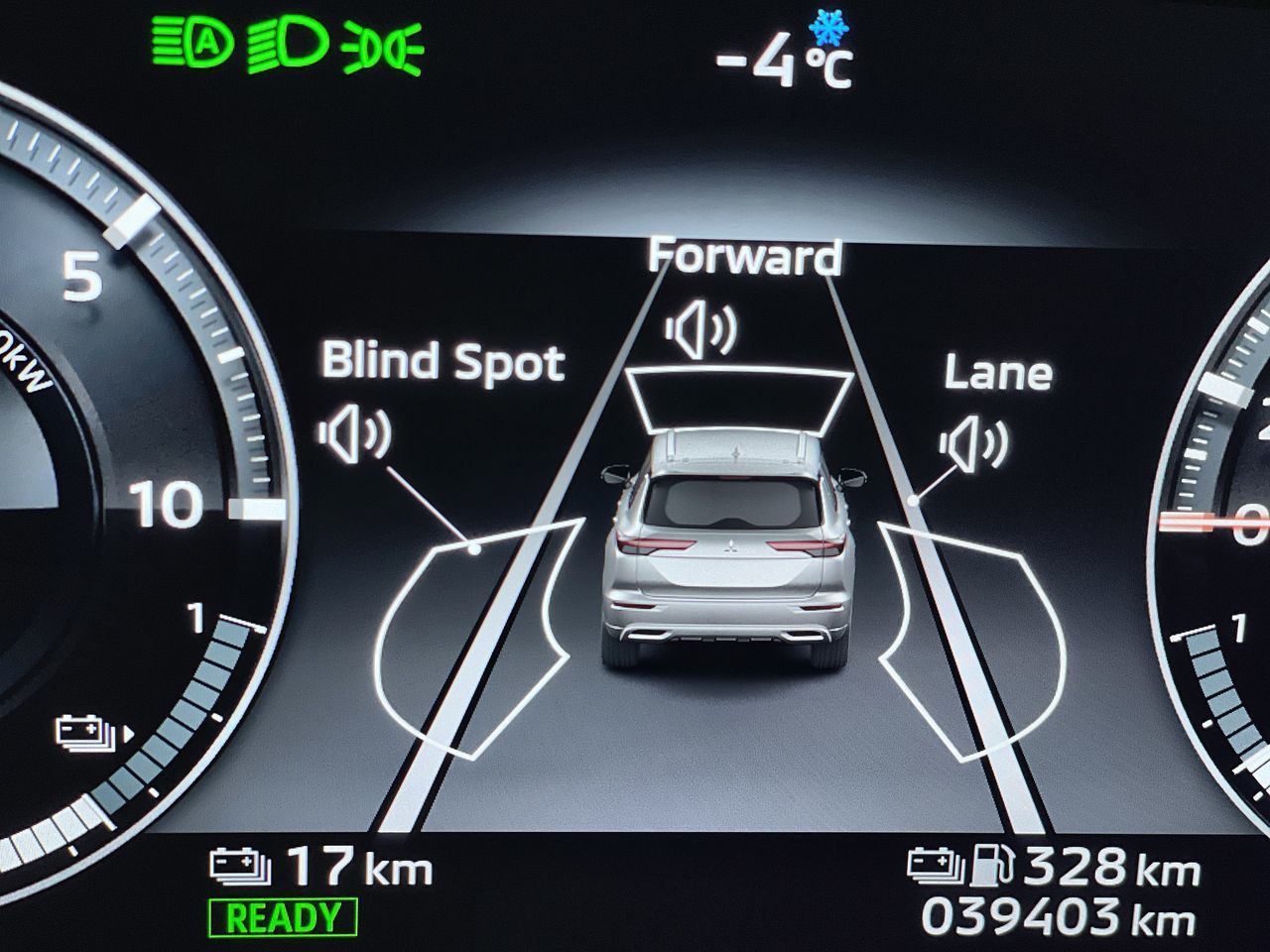 2024 Mitsubishi Outlander Plug-In Hybrid