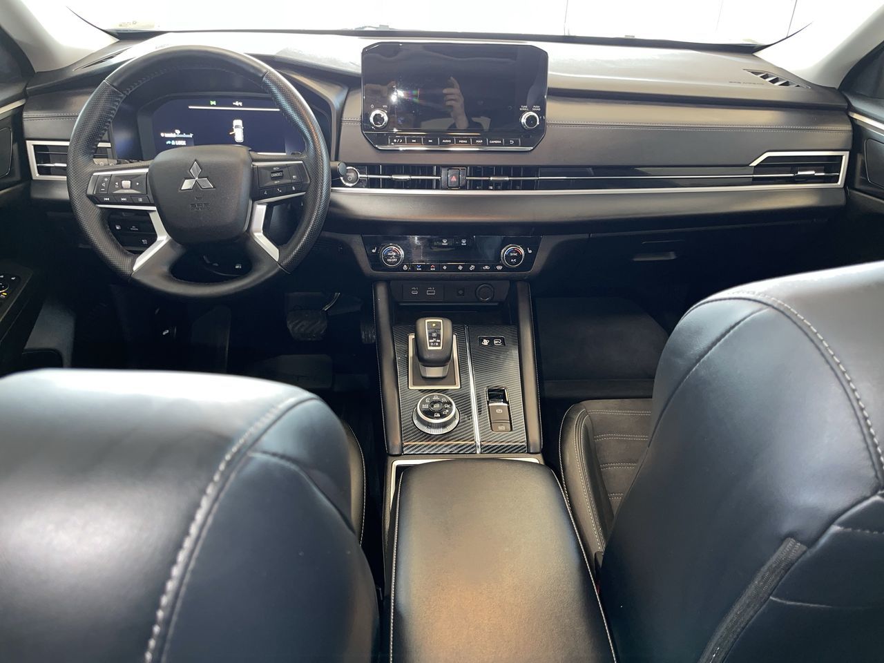 2024 Mitsubishi Outlander Plug-In Hybrid